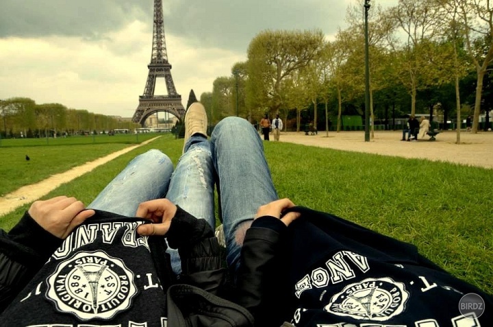 chill pred Eiffelovkou :)