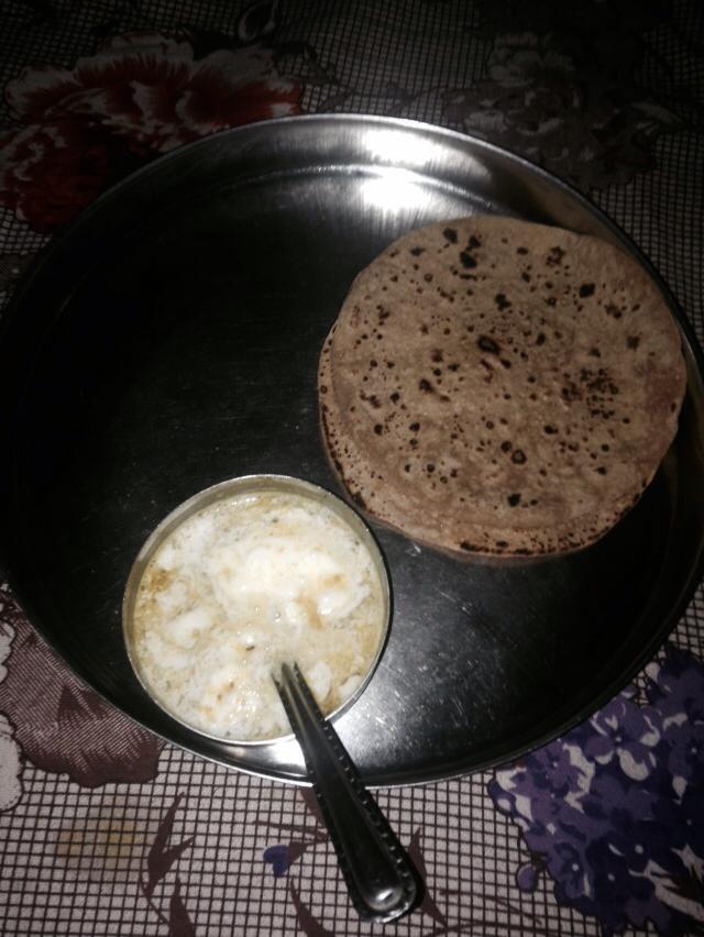 Roti & Butter. (Indický chleba s maslom, lol haha)