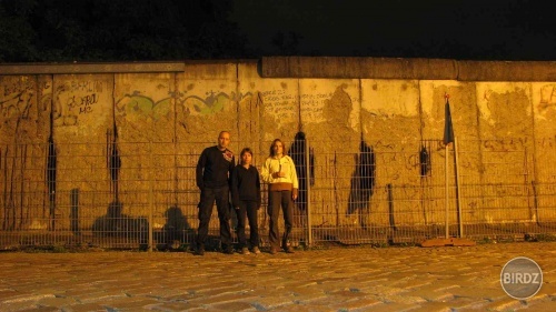 zvyšok plotu :D -Posledné zostatky berlínskeho múru-