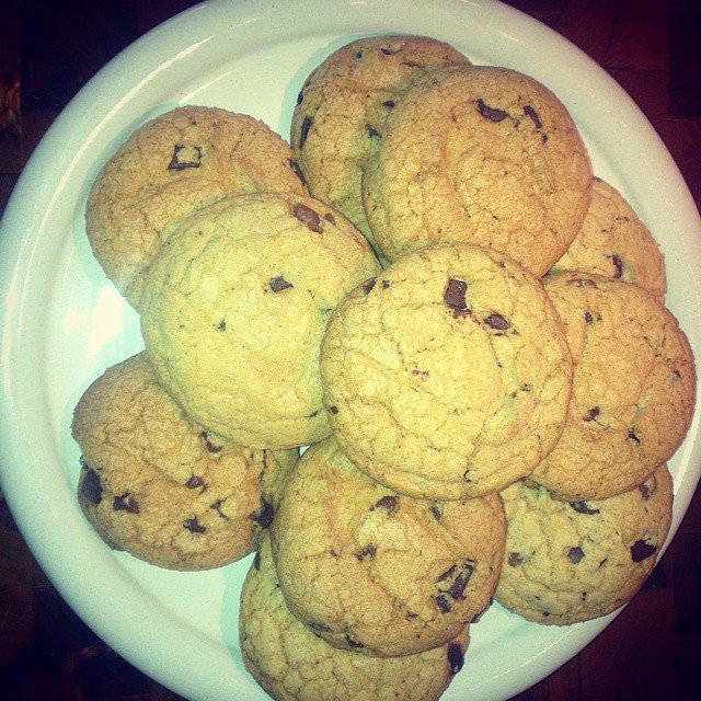 piatkové klasické cookies :) najlepší zlepšovák som objavila ako dosiahnuť aby boli všetky rovnaké a krásne guľaté :)