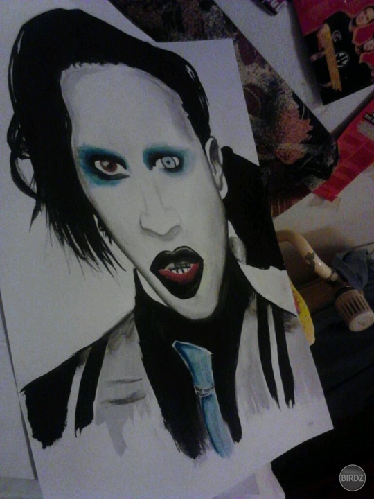 Môj portrét Marilyna Mansona.. 
pre iných je to úbožiak.. pre mňa Pán spevák a umelec.. :) 