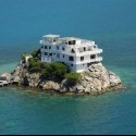 kto by nechcel taký dom na ostrove?:-)