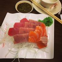 Mrte cerstve a pravdepodobne najlacnejsie sashimi ake som kedy jedol (v prepocte 4e)