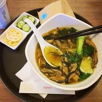 Taiwanske letiska maju snad najlacnejsie jedlo spomedzi vsetkych letisk (toto konkretne 4 eura)