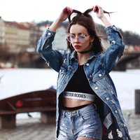http://www.laurinstyle.com/2017/03/prague-guide-by-bloggers.html