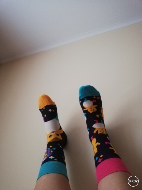 Moje fety a najobľúbenejšie nové ponožky :D asi nikto neuhádne skade sú :P xD