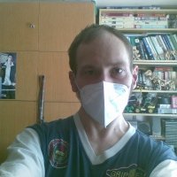 Ja Andrej v novom respirátore - KN95 = FFP2, ktorý som dostal ako darček hehe!...