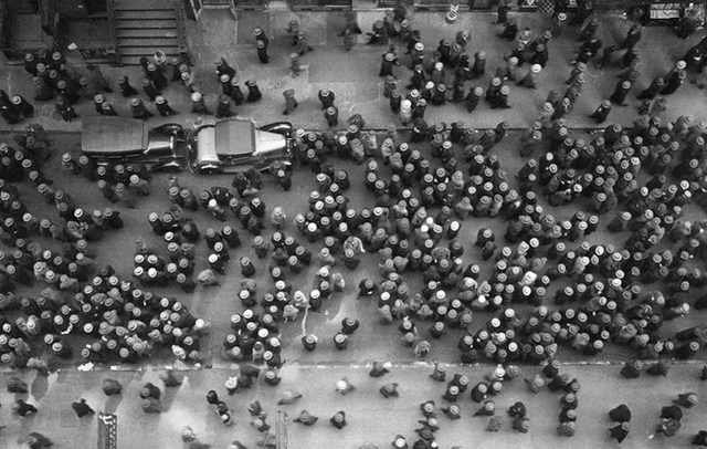 New York, 1935, všetci nosili klobúky
