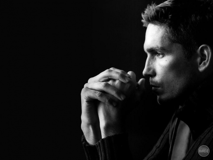 jim caviezel( perfektný)