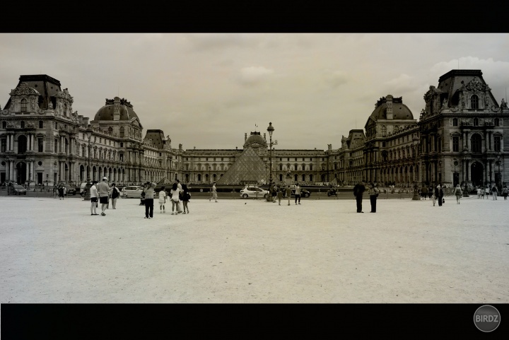 Louvre :)