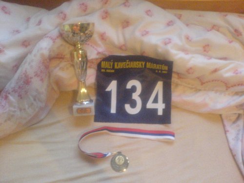 moje ocenenia za maraton + moje startovaci cislo..viac citajt v blogu..:)