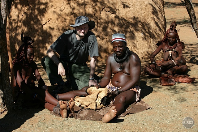 KAOKOLAND - filmár a fotograf Miro Pokorný Vás pozýva na Foto Safari do najfotogenickejšej krajiny sveta - viac info na: http://www.offroadtours.sk/fotosafari.html (Foto: Peter Paško Namíbia/2008)