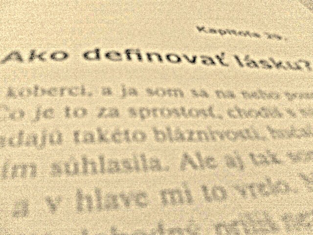 :3 láska je niečo čo sa nedá opísať slovami.­ Láska sa dá iba cítiť :3 
Keď ju máš je to neuveriteľ­ne krásny pocit pri srdci. :3 Keď si chvíľku bez nej chýba ti :/. Najkrajšia­ je však na prvý pohľad :* 