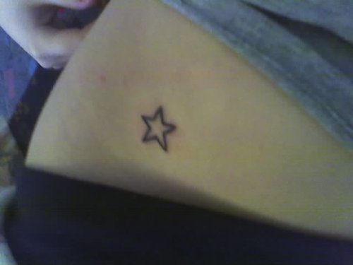 My Tatto(hviezdicka) pretoze som STAR ! 