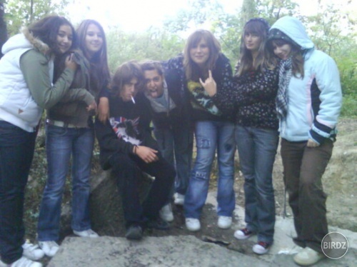 marika,beki,pato,angie,ja,simona,andi:D cista partia:D kde su tie casy:D