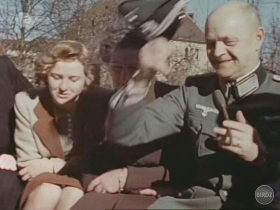 Eva Braun s rodičmi