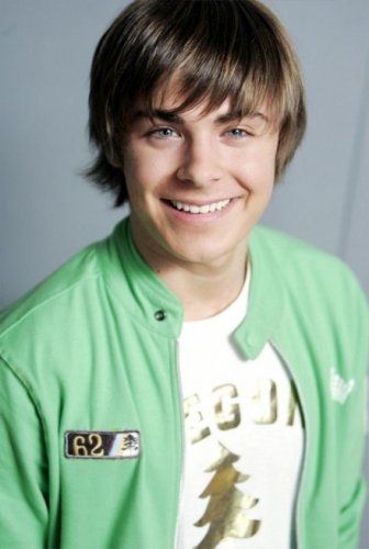 Zac Efron-Cmuuuq