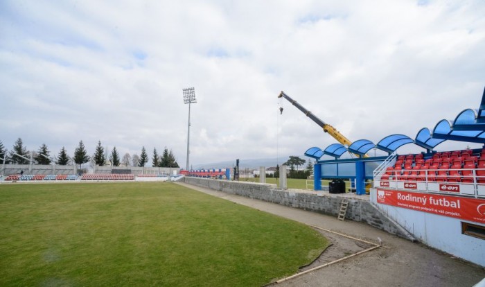 Zlaté Moravce-Futbalový štadión