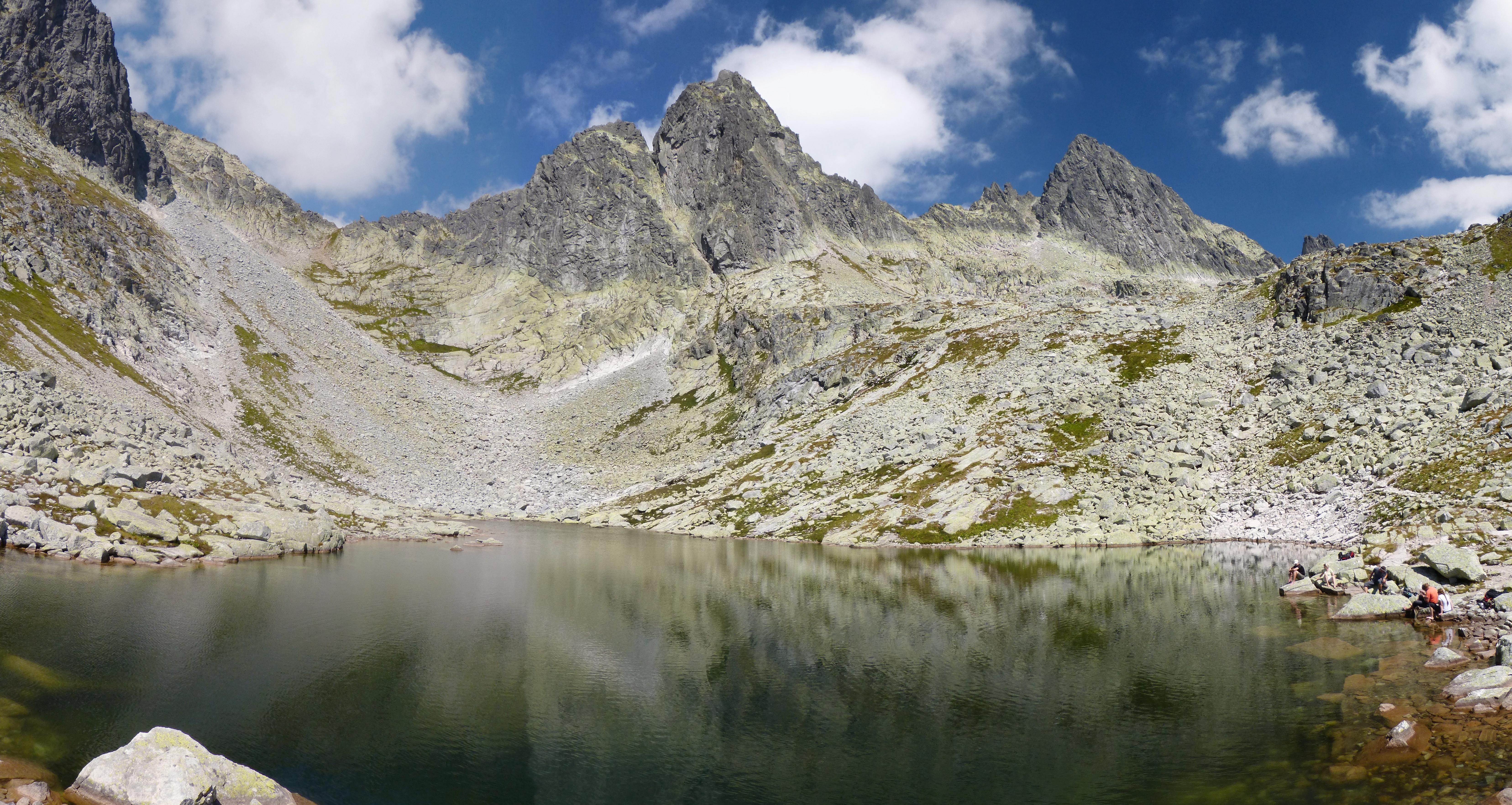 Sivé pleso s Ostrým štítom