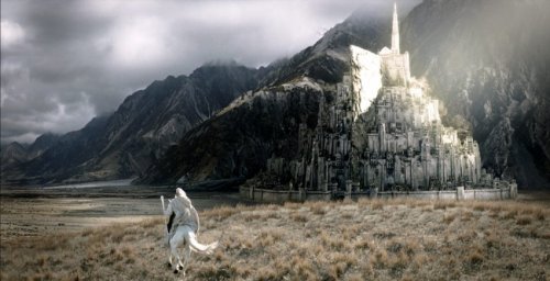 moje srdcove mesto....Mesto kralov...Biele mesto......Minas Tirith