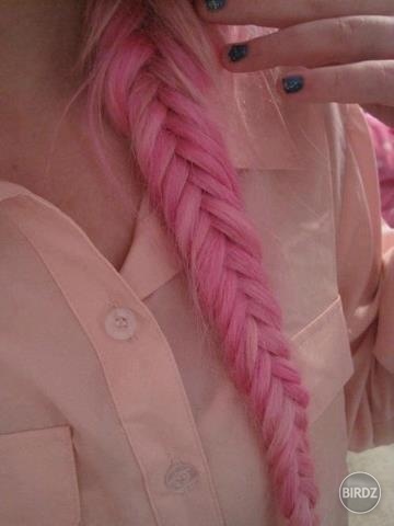 I love pink everywhere :)