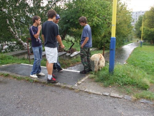 naši chlapci na prechadze s Belikom...