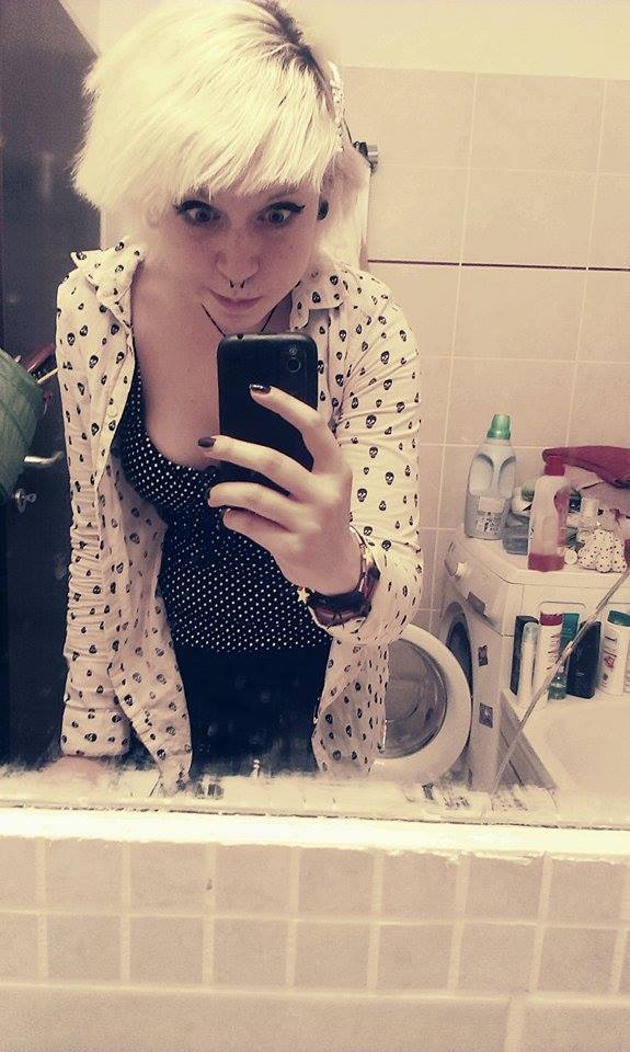 Retard photo on a mirror :3 :D