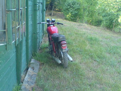 moje Jawa 250 este pred rokom