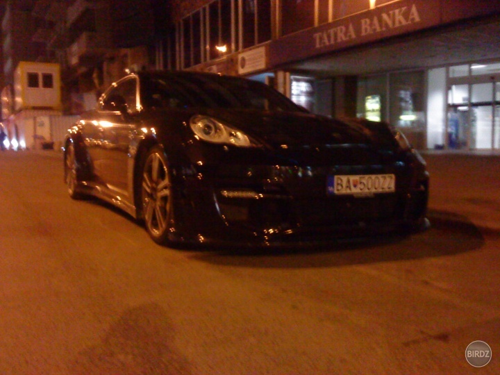 Panamera CLR 700 GT ... nepovedal by som jej NIE :D