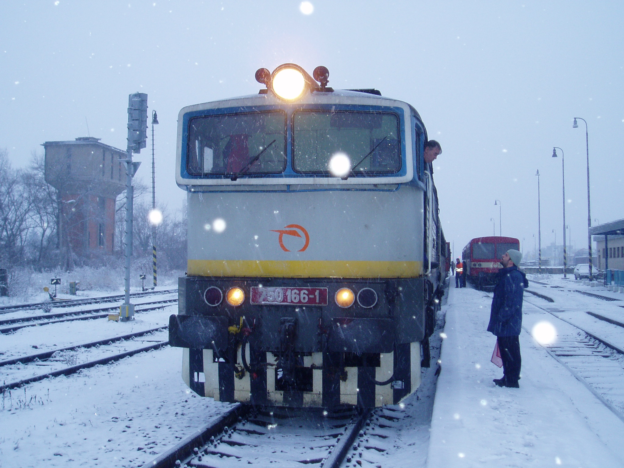 750 166-1 Os vlak ŽST Dunajská Streda 