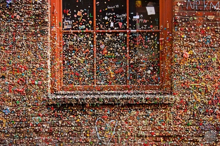 Gummy Wall