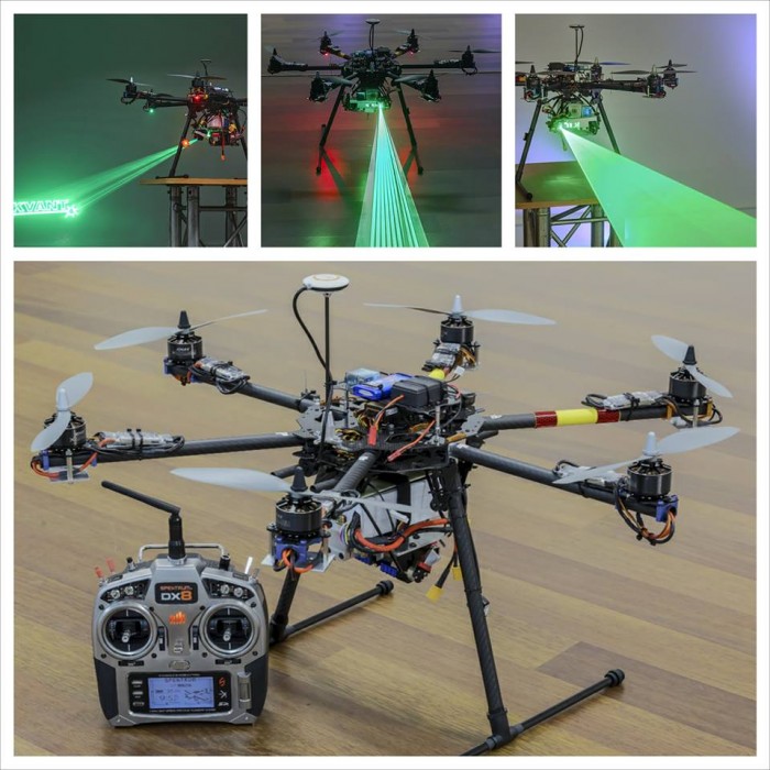 hexacopter s laserovym projektorom, preco nie :D