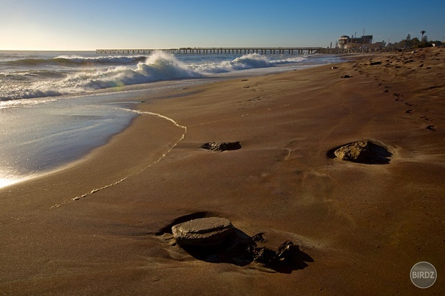 SWAKOPMUND - filmár a fotograf Miro Pokorný Vás pozýva na Foto Safari do najfotogenickejšej krajiny sveta - viac info na: http://www.offroadtours.sk/fotosafari.html (Foto: Julo Nagy Namíbia/2008)