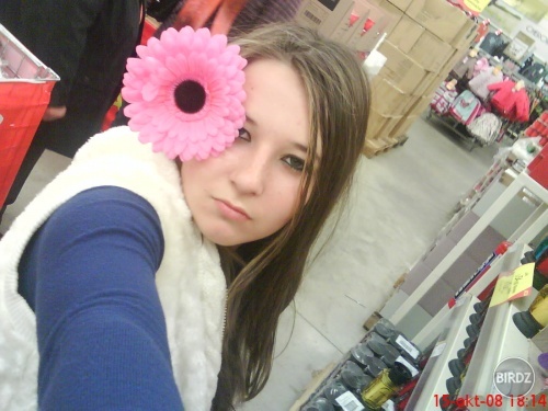 Becky..and very big flower..:D