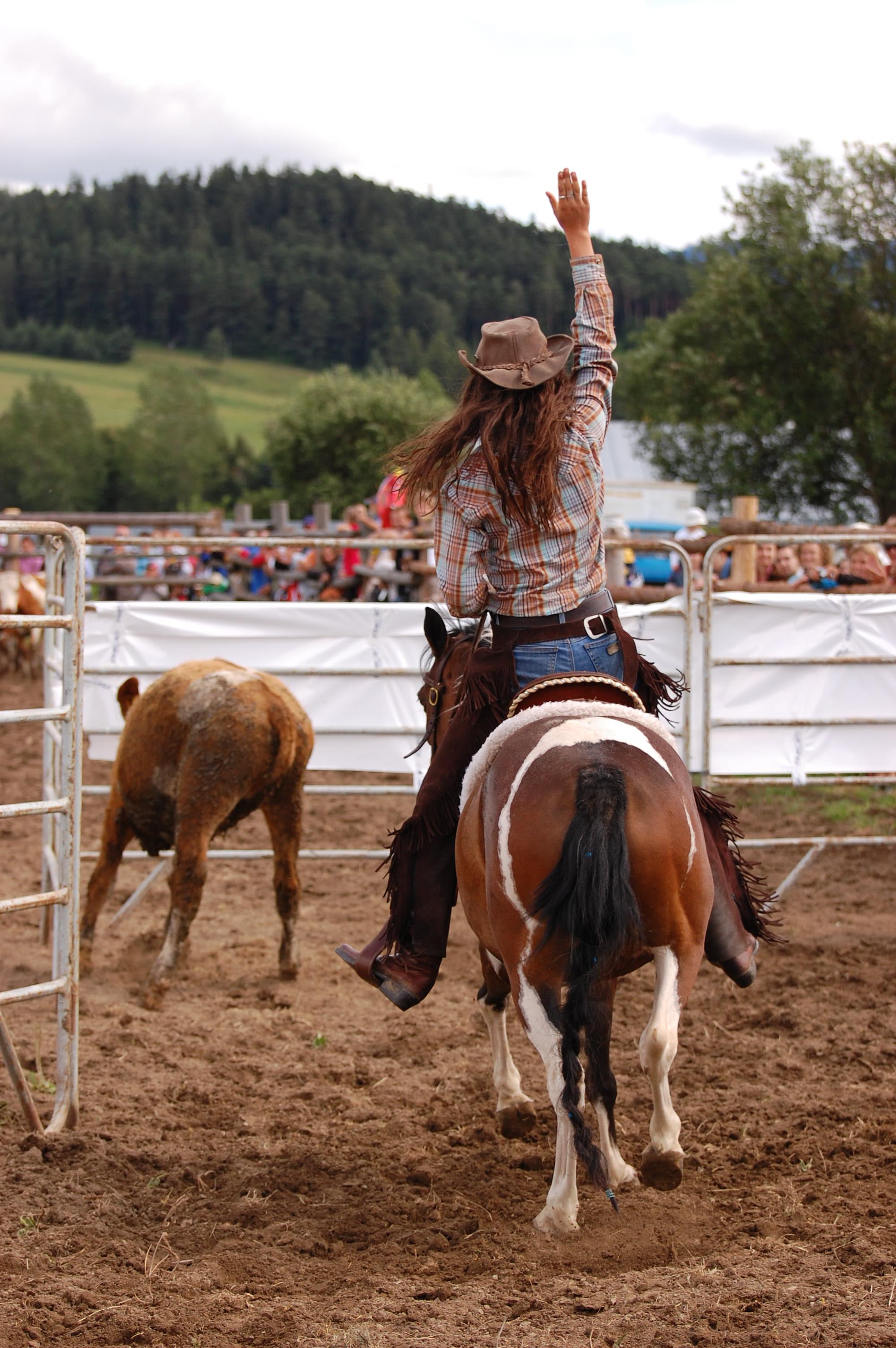 Cattle penning jeden kus v čase 32 sek :D:D:D:D... A Teliatko bolo väčšie ako Lulka:D