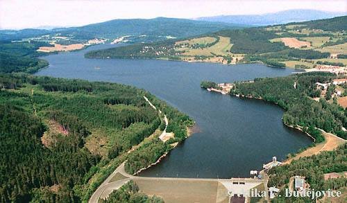 Lipno - pekne ale su tam hady..a ludia sa tam kupu no fuj