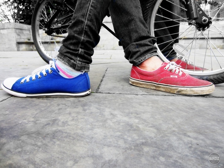 tak toto je suboj VANS vs CONVERSE