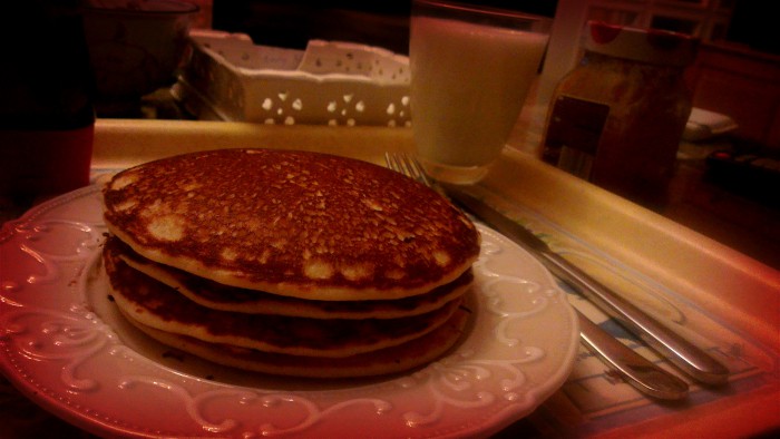a toto sú klasické pancakes :) síce bez kvásku, ale sú ako obláčiky :) jeden z najlepších receptov :)