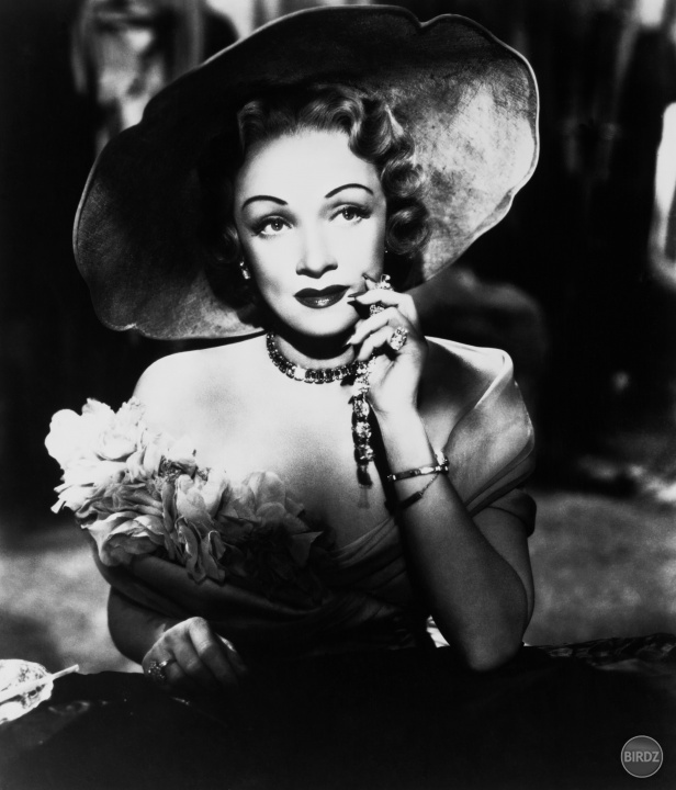 Marlene Dietrich!!!