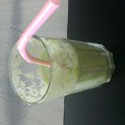 Objavila som perfektny recept na smoothie! Ananas, salatova uhorka, citron, baby spenat a mata. :-) 