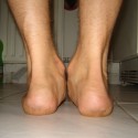 Ploché nohy- nesprávny postoj- moje nohy, snáď sa to ešte vylepší.