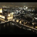 Výhľad z London Eye na Londýn v noci :)
(Ako jediná som tam videla zaoblenie zemegule:D)