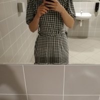 Som mala na konferencii moje nove retro šaty <3 