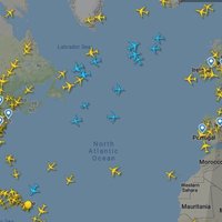 Američania lietajú ďalej krížom krážom. 
https://www.flightradar24.com/6.71,-18.32/2